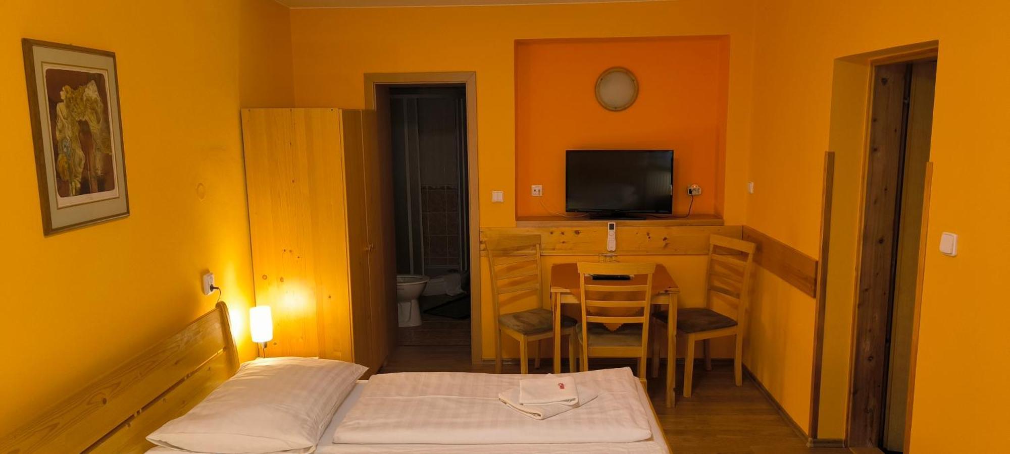 Penzion Romance Břeclav Exterior foto
